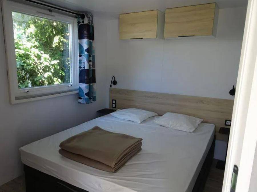 Camping Les Jardins du Morbihan - Mobile home 4 persons - Confort Plus - Tv - Lv in Monterblanc, Regional Natural Park of the Golfe du Morbihan