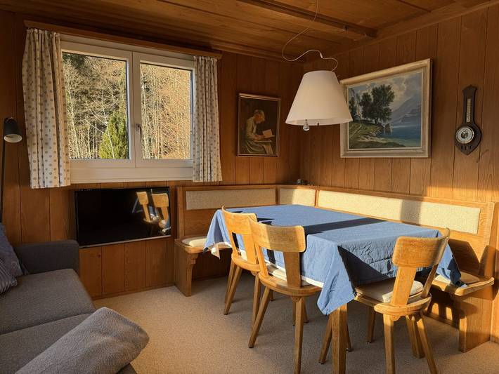 Revier am Waldrand in Glarus Süd, Kanton Glarus