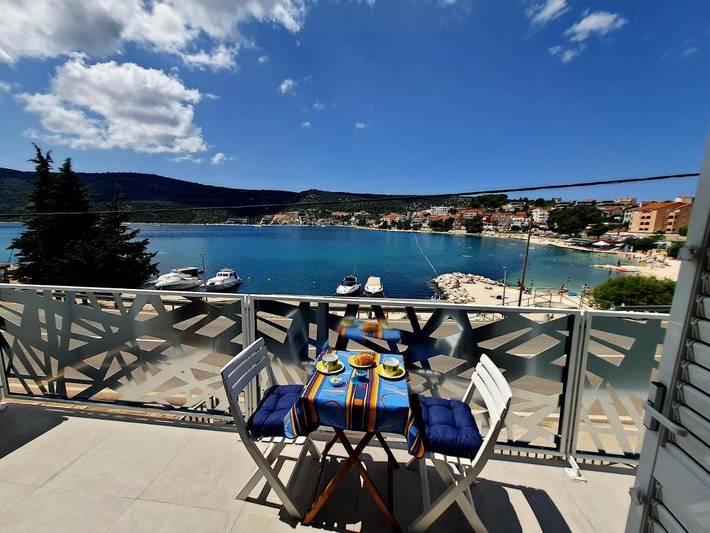 Maison d’hôte pour 3 personnes, avec balcon et vue