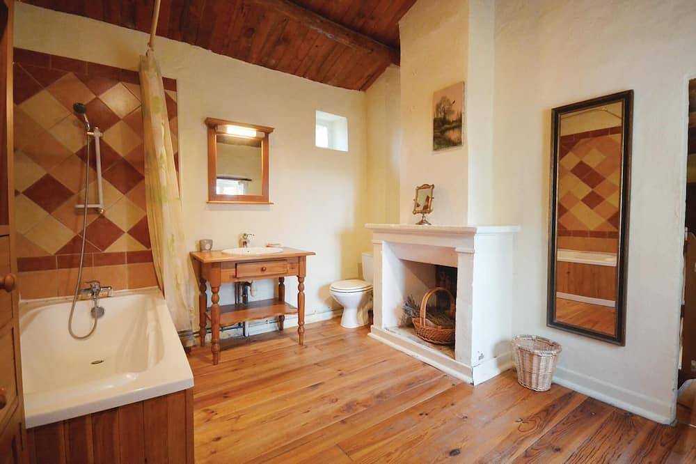 Gezellig huis in Valreas met Wifi in Valréas, Enclave de Valreas