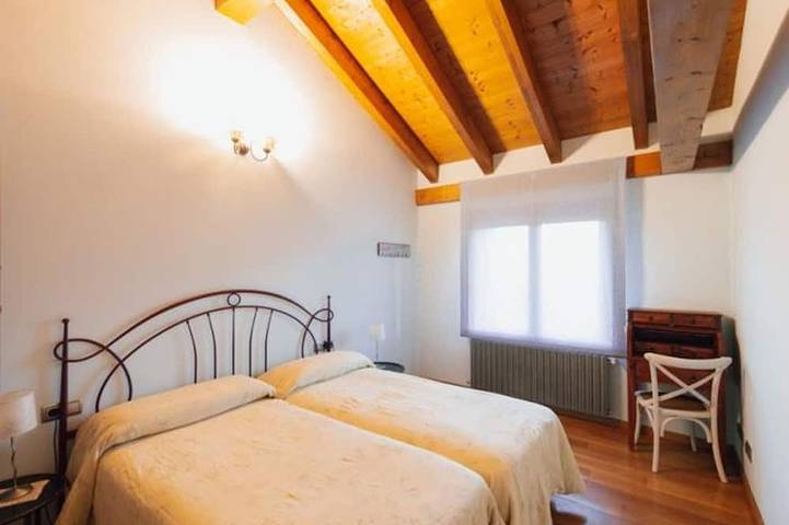Maison de campagne à Montardit de Dalt avec jardin et animaux admis. in Sort, Pyrénées catalanes
