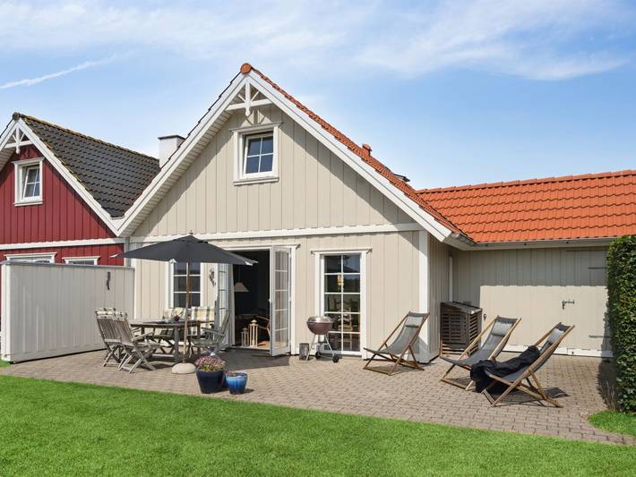 Ferienhaus für 6 Personen, mit Balkon und Terrasse sowie Sauna