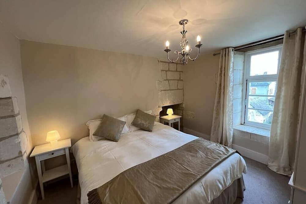 Ganze Wohnung, Le Gîte de la Grande Chouette - un Séjour Dans un Château Médiéval ! in La Celle-Guenand, Loches und Umgebung