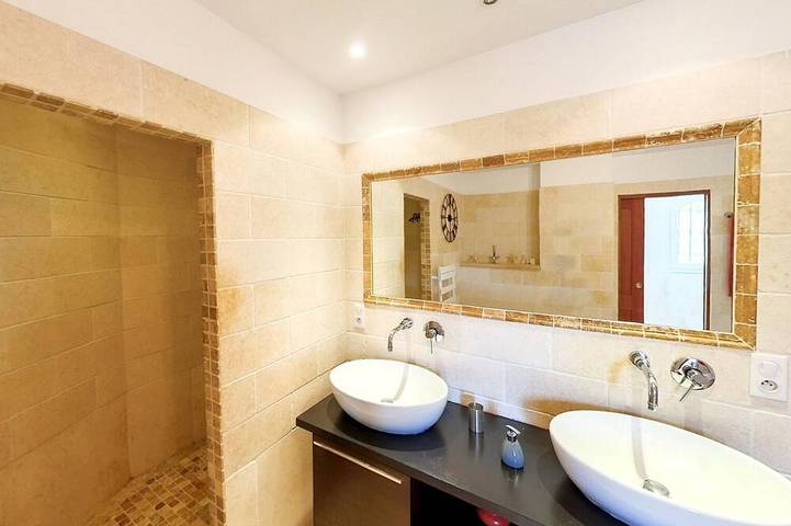 Chambre d’hôte pour 2 personnes, avec jardin et piscine à Flayosc - 3