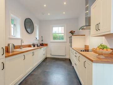 Log Cabin for 6 People in Filey, North Yorkshire, Photo 4