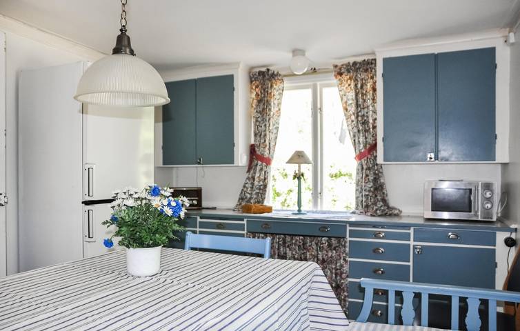 Ferienhaus für 6 Personen mit Garten in Vänern