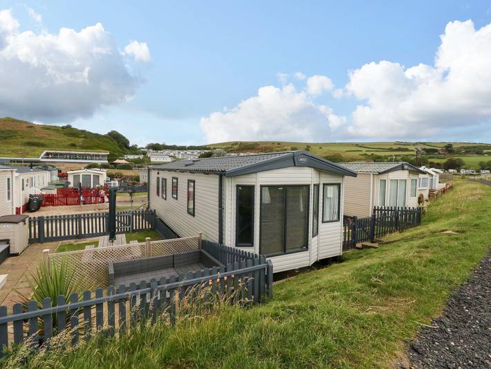 Glamping for 4 people, with pets in Jurassic Coast