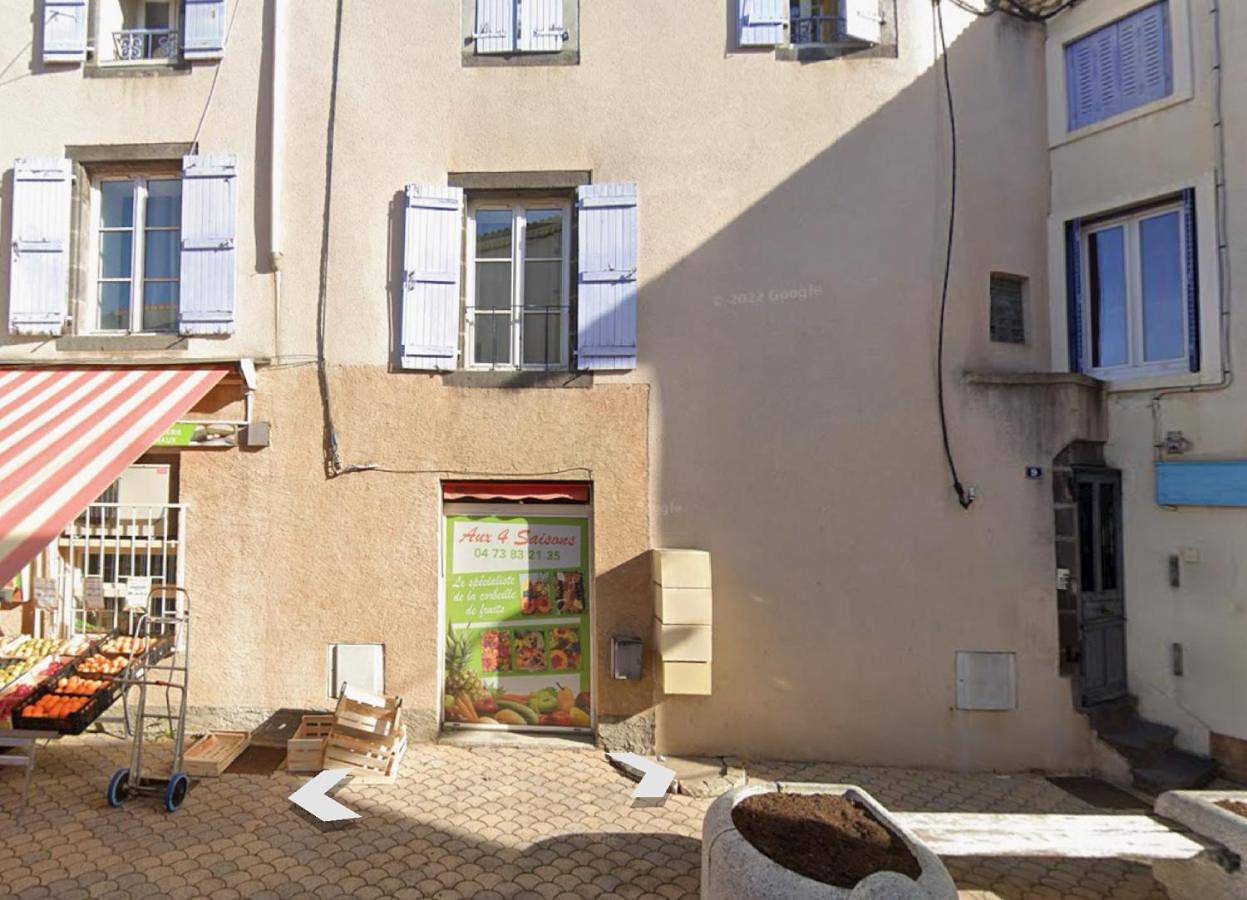 Appartement entier, Two-Bedroom Apartment in Pont-du-Château, Région de Clermont-Ferrand