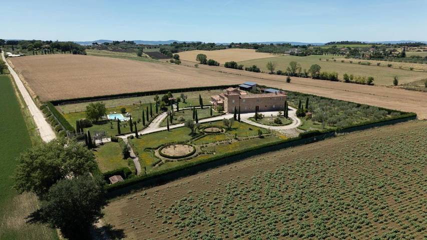 Chambre d’hôte pour 3 personnes, avec piscine et jardin ainsi que vue et vue sur le lac à Castiglione del Lago