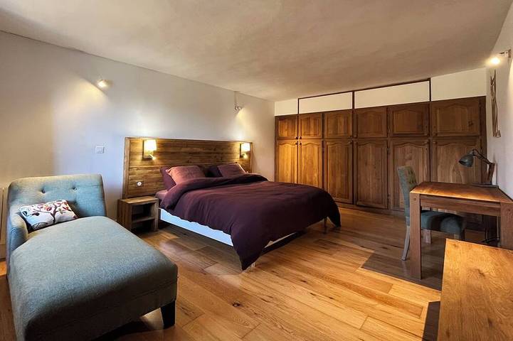 Location de vacances pour 10 personnes, avec jardin dans Lac de Narlay - 2