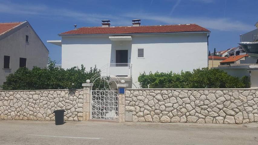 Maison d’hôte pour 3 personnes, avec balcon dans Hvar