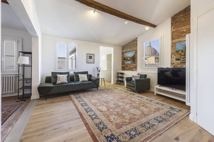Loft per 6 persone, con balcone/terrazza a Firenze