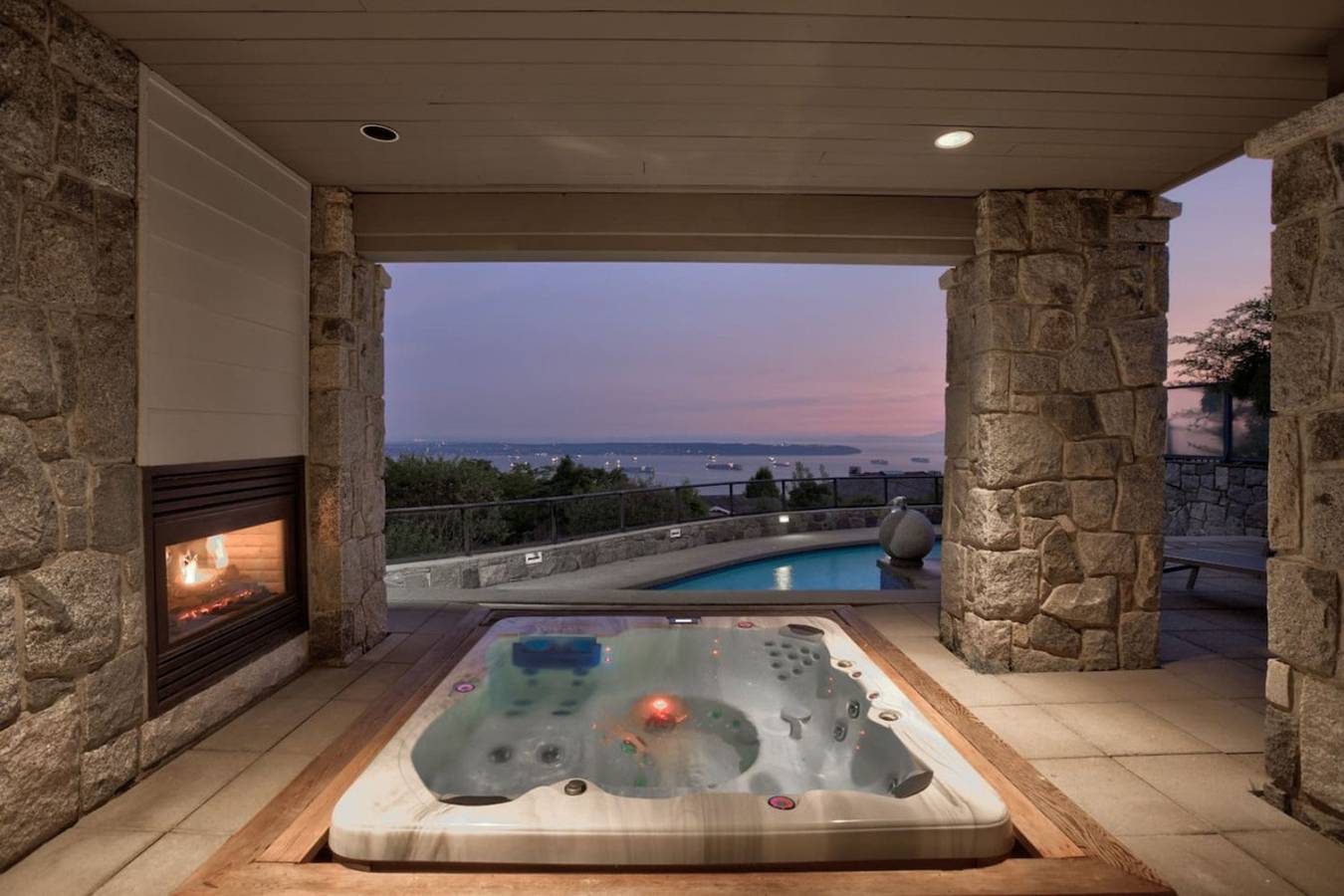 Luxe 4Br Retreat | Pool, Hot Tub + Panoramic Views in Cypress Mountain