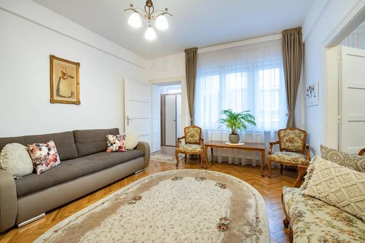 Gîte pour 4 personnes, avec jardin et vue dans Poiana Brasov - Brasov - 4