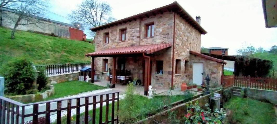 Casa rural con piscina para 6 personas, con Jardín además de Piscina para niños y Vistas en Eo-Navia - 4