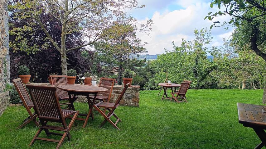 Alojamiento y desayuno para 2 personas, con jardín, Se admiten mascotas - 1