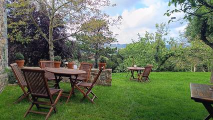 Alojamiento y desayuno para 2 personas, con jardín, Se admiten mascotas en Carreño