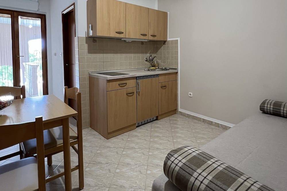 Apartamento entero, Apartamento de una habitación con aire acondicionado Starigrad, Paklenica (A-11683-b) in Starigrad Paklenica, Starigrad