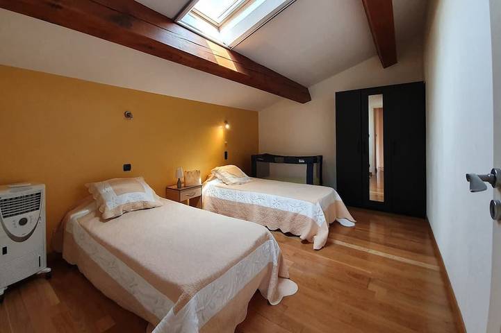 Location de vacances pour 8 personnes, avec terrasse et sauna ainsi que jardin et piscine à Saint-André-de-Roquelongue - 2