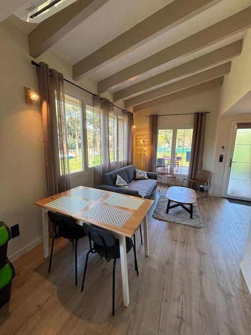 Gîte pour 4 personnes, avec jardin à Casalabriva - 2