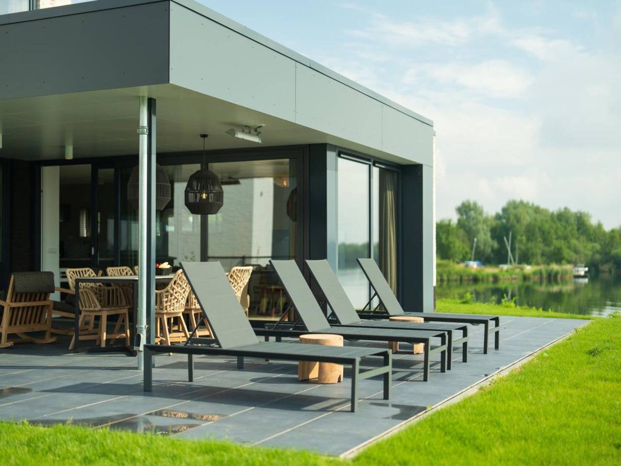 Premium Island 6p villa in Thorn in Thorn, Limburg