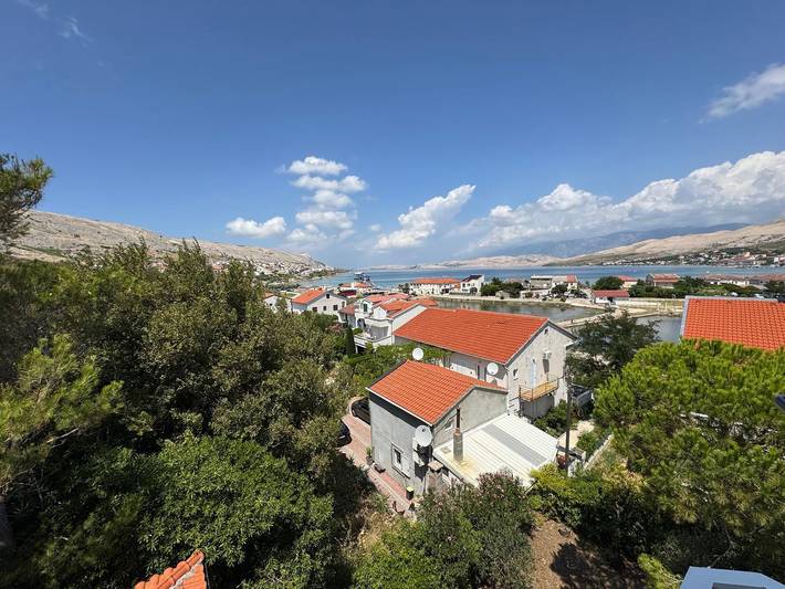 Ganze Wohnung, Ferienwohnung für 2 Personen mit Balkon/Terrasse in Gradska plaža (Pag Town), Pag Stadt
