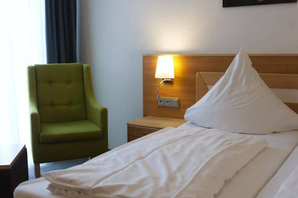Double room \"Weinquartier\" handicapped accessible - Weinhaus am Schieferfels in Veldenz, Bernkastel-Kues region
