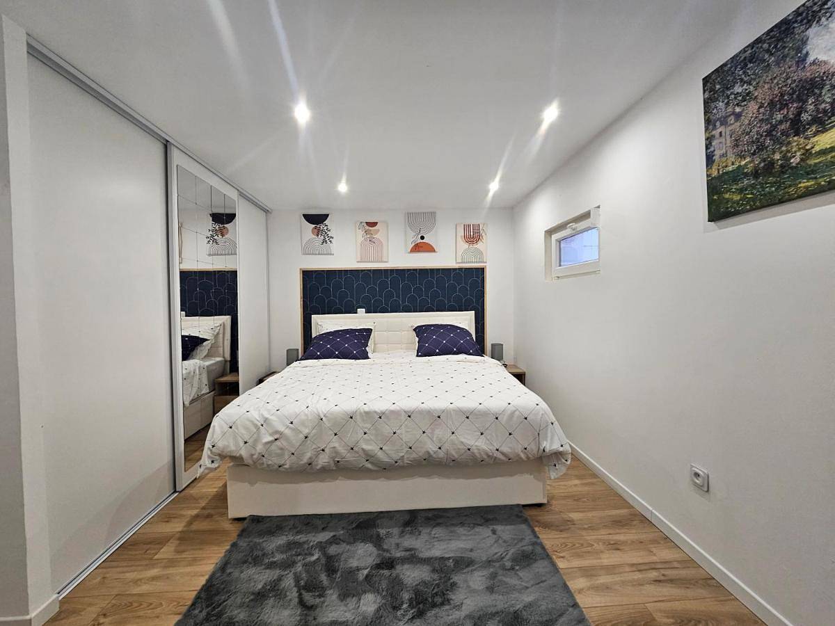 Deluxe Room in Conflans-Sainte-Honorine, Yvelines