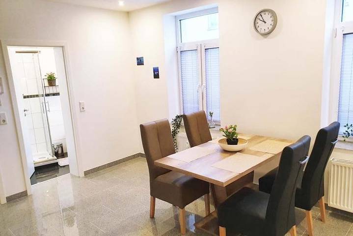 Ferienwohnung für 2 Personen, mit Balkon in Kleve - 2