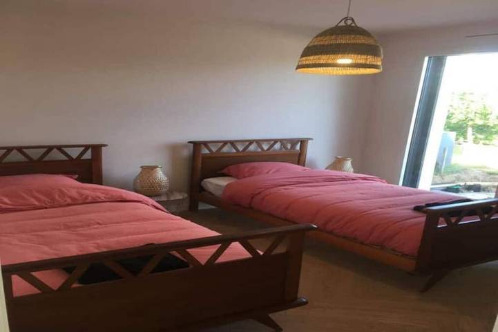 Location de vacances pour 6 personnes, avec jardin et terrasse dans Plage du Ruguel - 3