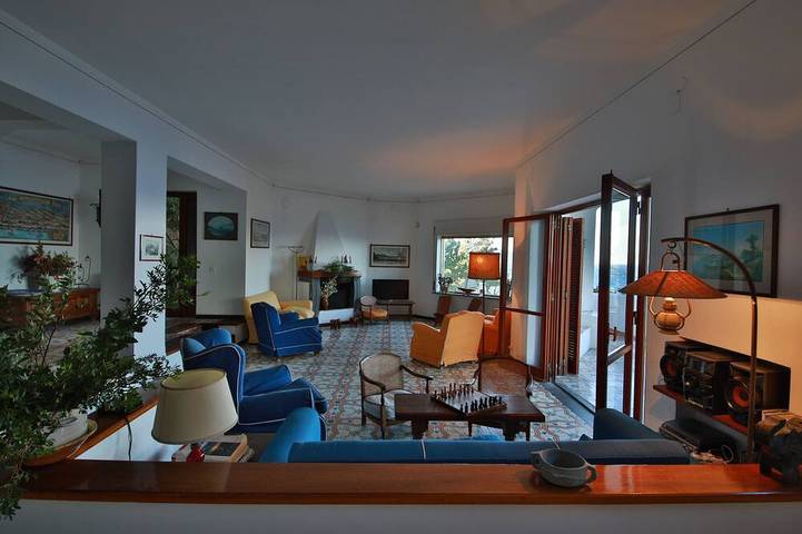 Villa with sea water swimming pool and direct access to the sea in Punta Lagno, Massa Lubrense