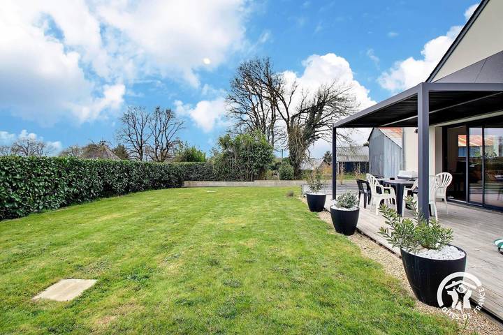 Gîte pour 4 personnes, avec terrasse et jardin à Questembert - 2