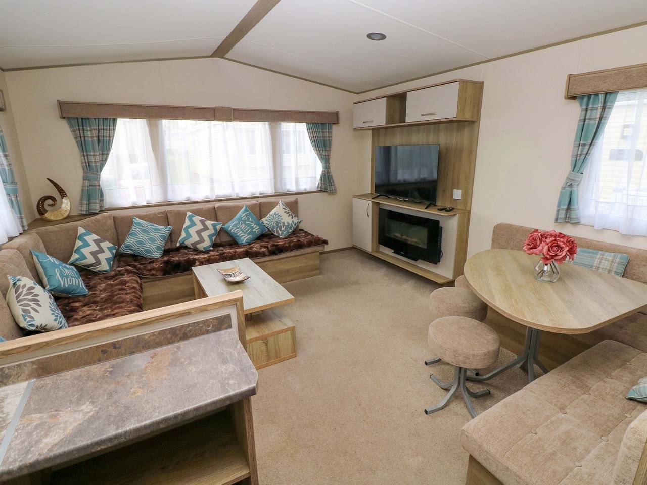 82 Manorbier Park in Pembrokeshire