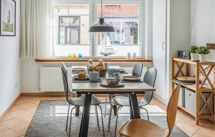 Charmantes 2BR Apartment mit TV, Garten & Internet in Tönning, Halbinsel Eiderstedt