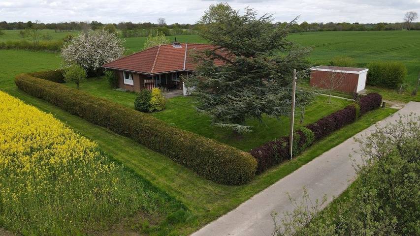 Ferienhaus für 5 Personen, mit Terrasse und Garten in Hasselberg
