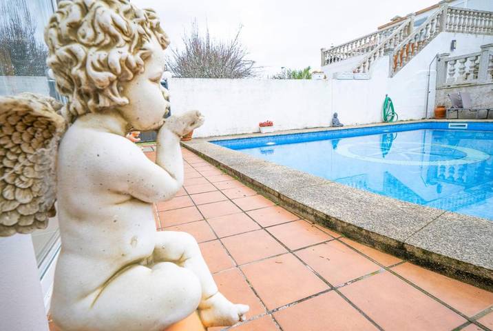 Gîte pour 2 personnes, avec piscine et jardin, animaux acceptés à Vigo - 4