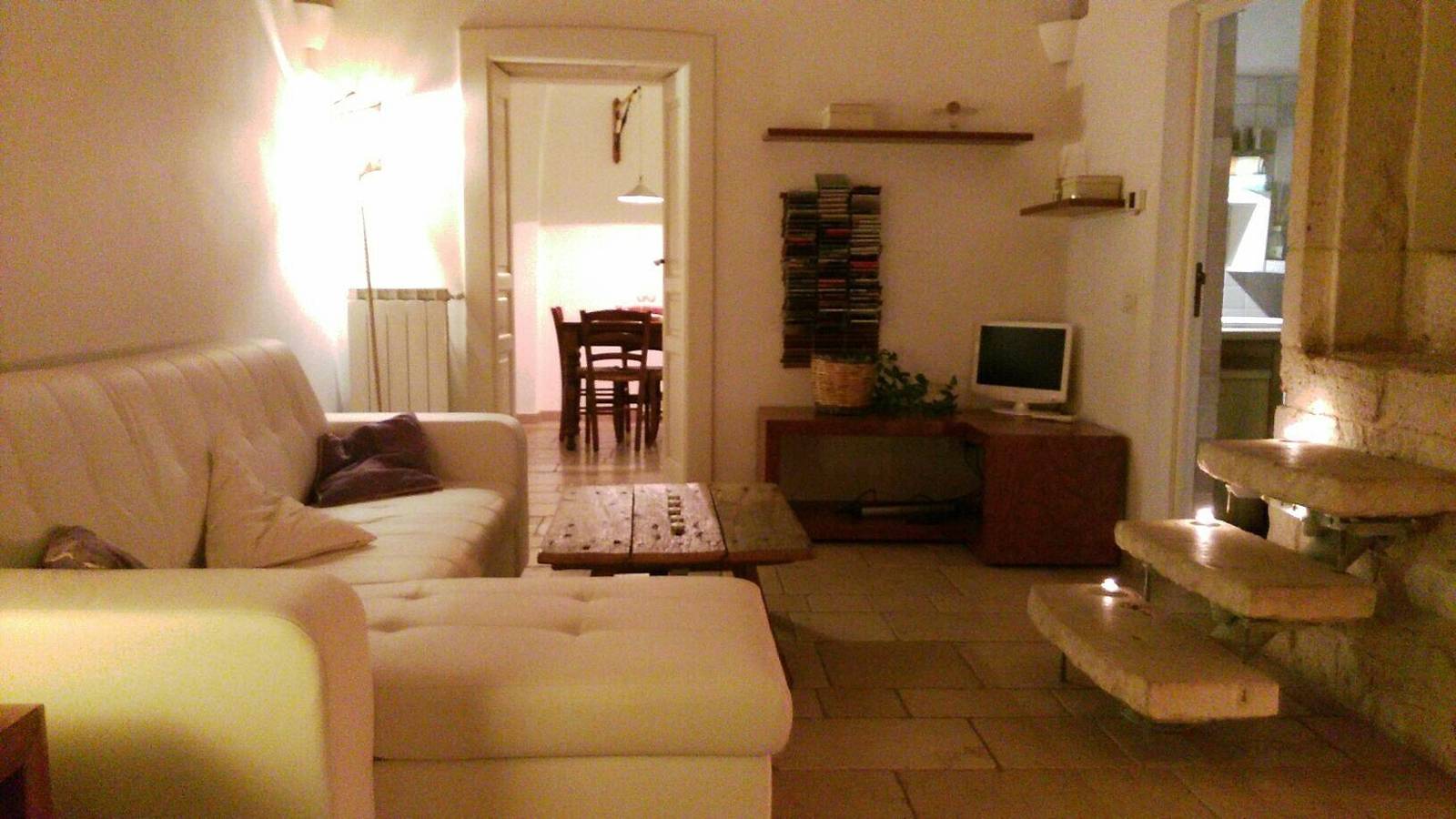 Entire apartment, Apartment 'Panorama' with Sea View, Wi-Fi and Air Conditioning in Ostuni, Salento
