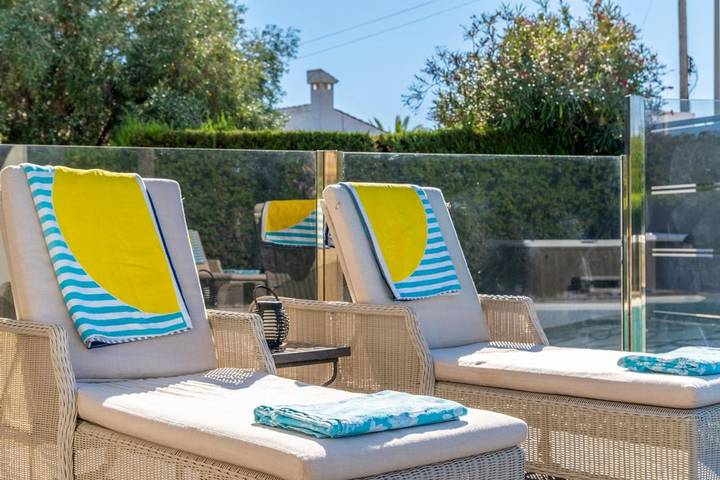 Villa pour 8 personnes, avec jardin et piscine ainsi que jacuzzi et terrasse à El Campello - 3