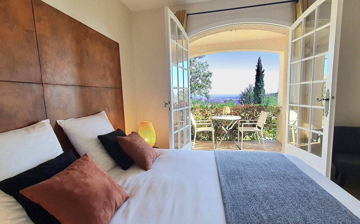 Chambres d'hôtes Les Hauts de la Riviera - Chambre Esterel in Cabris, Région de Cannes