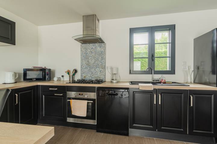 Location de vacances pour 4 personnes, avec vue sur le lac et jardin, adapté aux familles à Saint-Quentin-en-Tourmont - 3