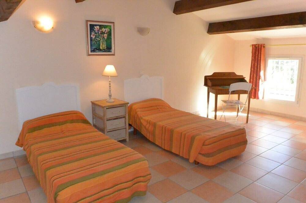 Geheel appartement, Rumana 1- 6 pers - Aleria in Aléria, Corte en omgeving