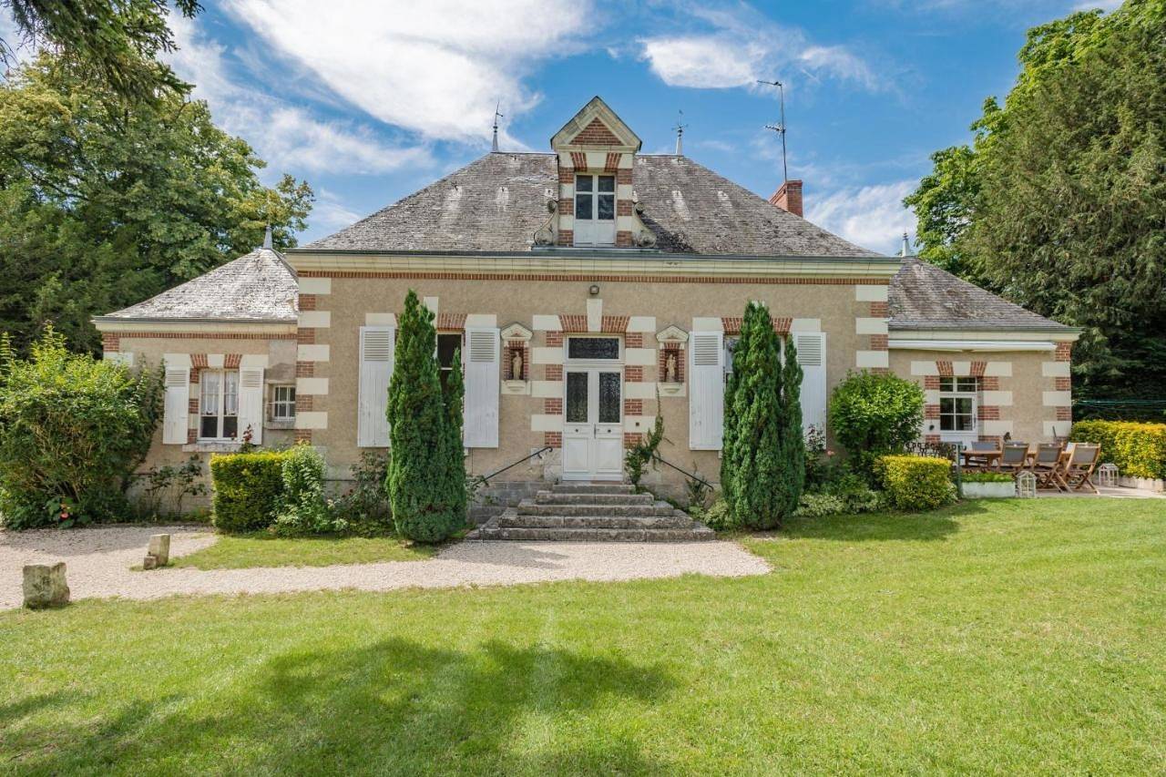 Four-Bedroom House in Chaumont-sur-Loire, Région de Blois
