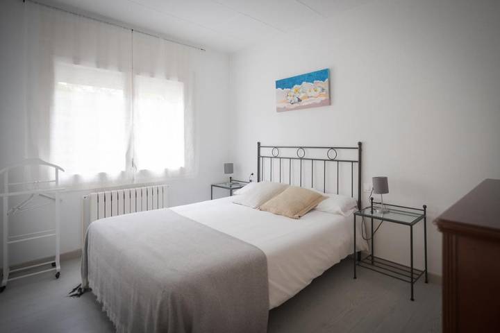 Apartamento para 6 personas, con Balcón y Terraza además de Jardín y Vistas en Olot