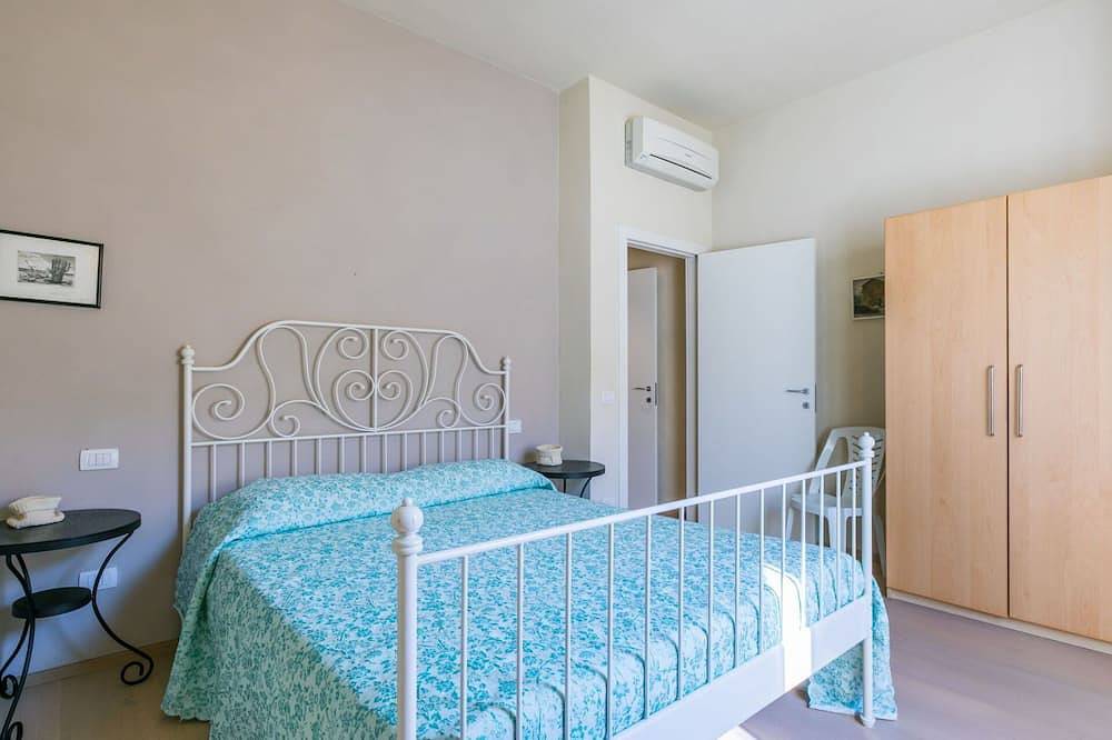 Appartamento intero, Incantevole appartamento per 6 ospiti con A/C, Wifi, Tv e balcone in Rosignano Solvay, Costa degli Etruschi