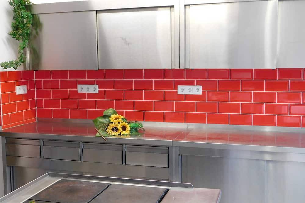 Ganze Wohnung, Appartement Langewiese 1 - 4 Personen - Gästehaus Astenblick auch für kleine in Langewiese, Winterberg