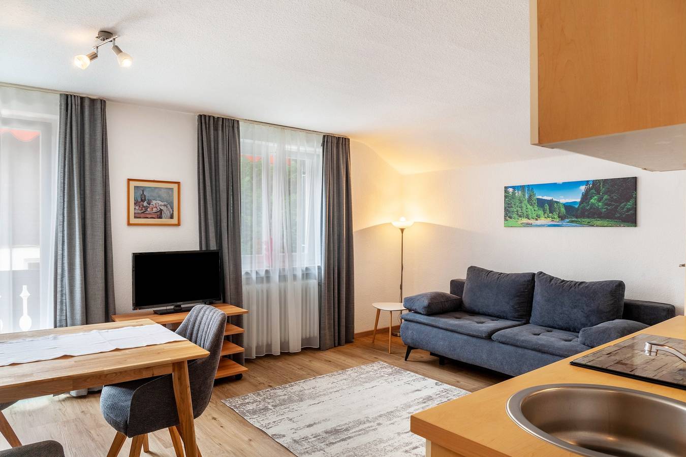 Entire apartment, Apartment 'Haus Latschenhang 4 Ederkanzel' with Mountain View, Balcony and Wi-Fi in Mittenwald, Bavarian Alps
