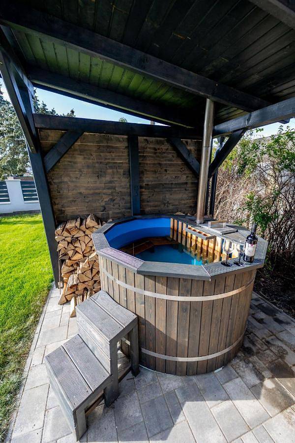 Ferienhaus für 10 Personen, mit Garten und Pool sowie Whirlpool und Sauna in Siofok - 3