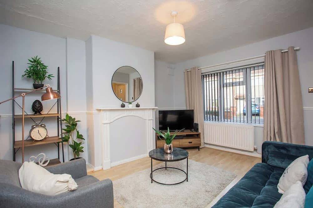 Vacant Nests | The Carrick  | Beach | Golf Course in Hartlepool