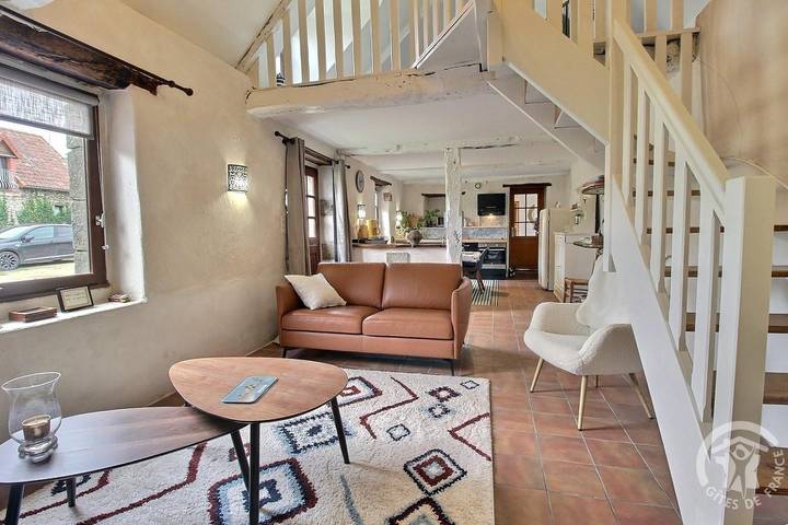 Gîte pour 4 personnes, avec terrasse et jardin, animaux acceptés