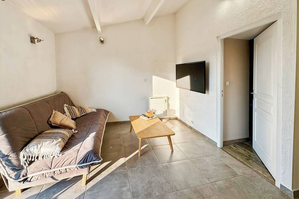 Fully-equipped one-bedroom house near the Medoc châteaux in Arsac, Regionaler Naturpark Médoc